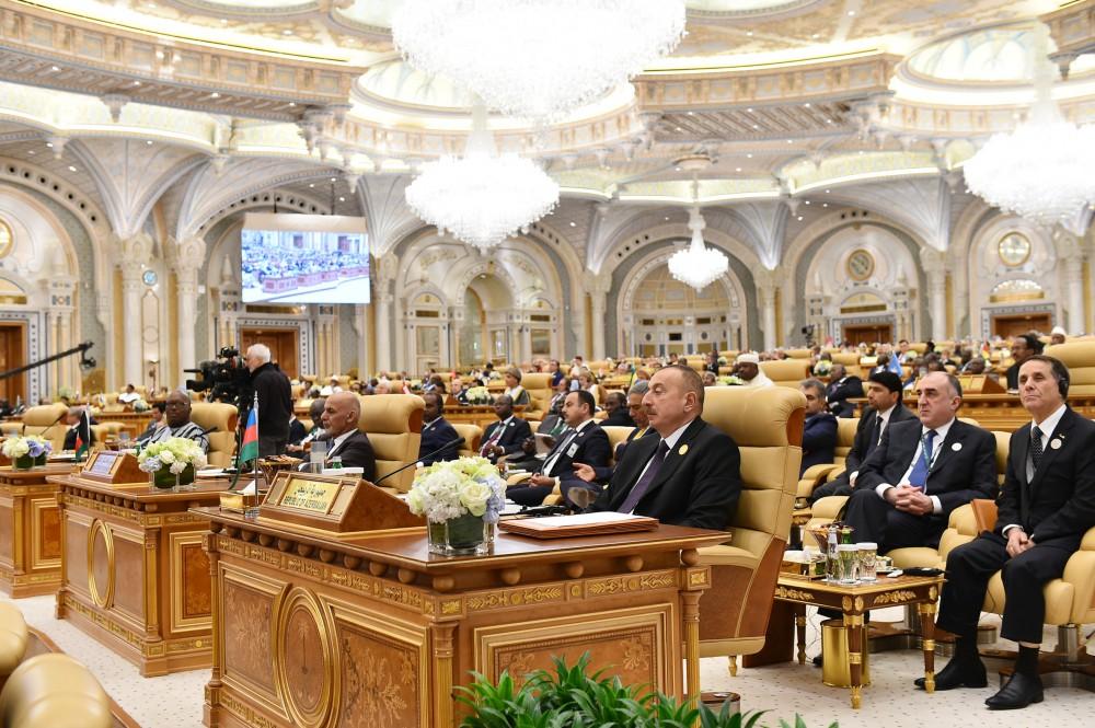 Ilham Aliyev attends Arab Islamic American Summit in Riyadh (PHOTO) (UPDATED)