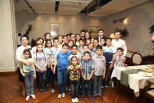 Heydar Aliyev Foundation VP meets orphanage children in Baku (PHOTO)