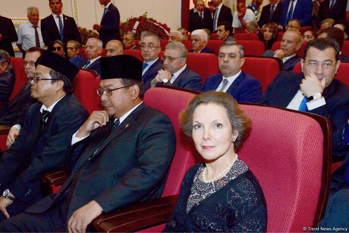 Farewell ceremony for Azerbaijani Energy Minister Natig Aliyev in Baku (PHOTO)