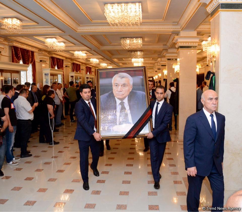 Farewell ceremony for Azerbaijani Energy Minister Natig Aliyev in Baku (PHOTO)