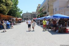 F1 fans viewing tourist attractions of Baku (PHOTO)