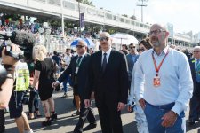 Ilham Aliyev and his spouse watch F1 Azerbaijan Grand Prix (PHOTO)