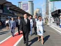 Ilham Aliyev and his spouse watch F1 Azerbaijan Grand Prix (PHOTO)