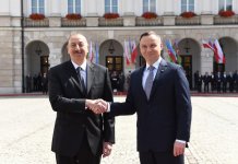 Official welcome ceremony held for Ilham Aliyev in Warsaw (PHOTO)