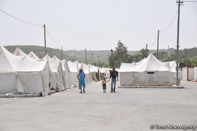 Around 1,000 Syrian refugees leaving Istanbul