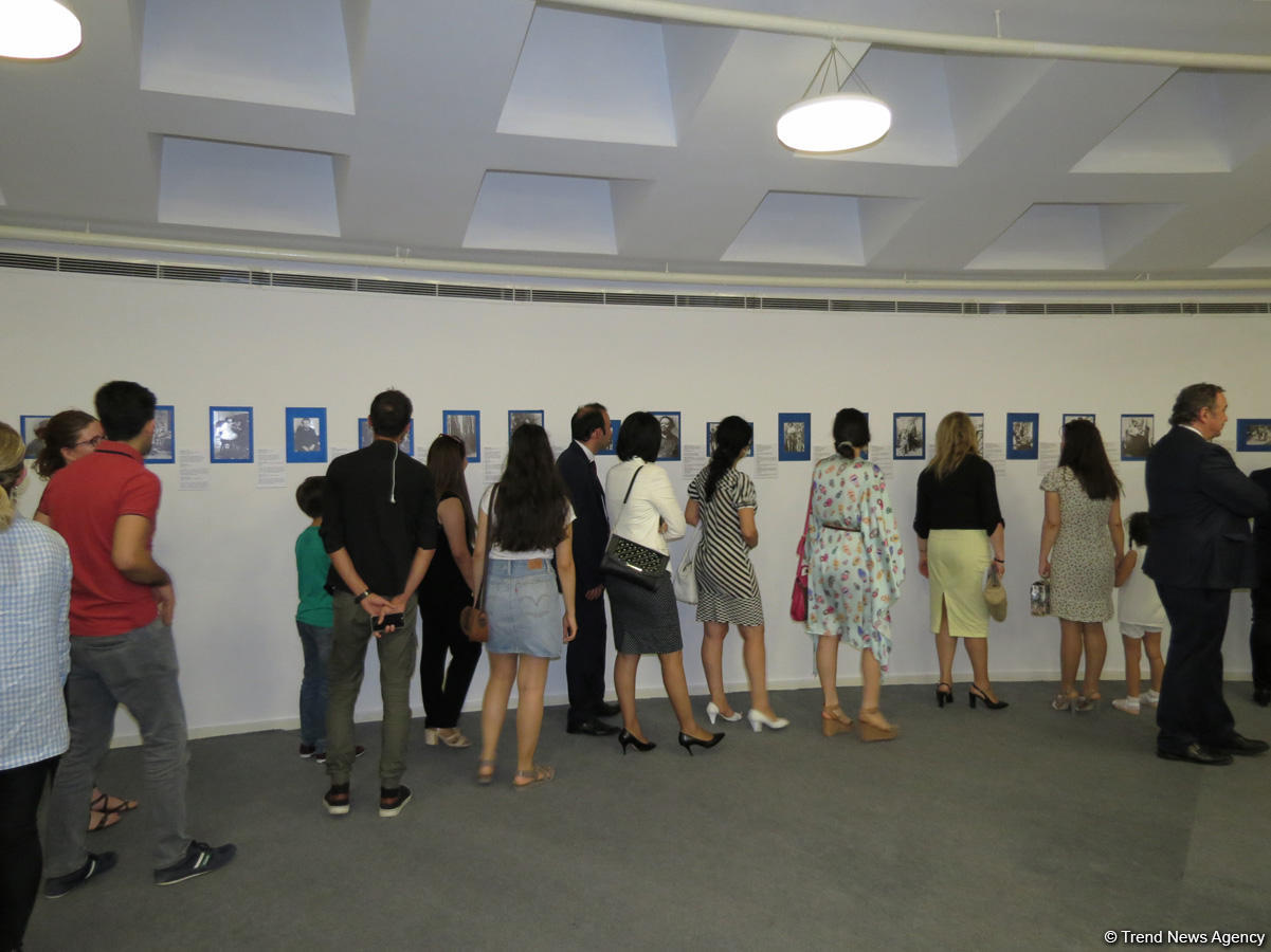 Baku hosts exhibition dedicated to Diego Rivera and Frida Kahlo (PHOTO)