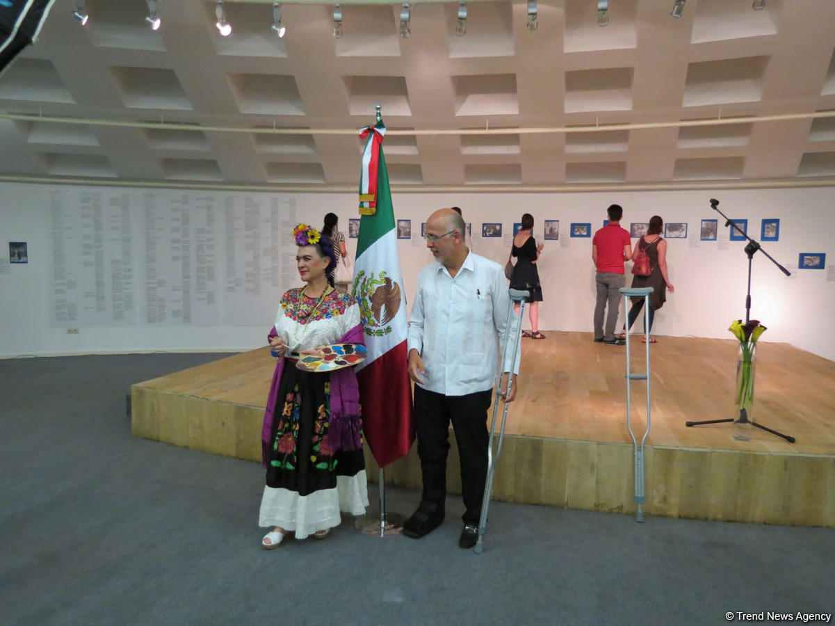 Baku hosts exhibition dedicated to Diego Rivera and Frida Kahlo (PHOTO)