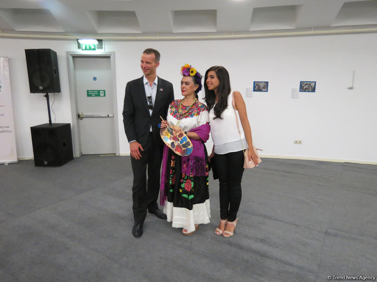 Baku hosts exhibition dedicated to Diego Rivera and Frida Kahlo (PHOTO)