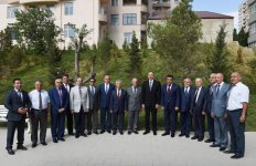 Ilham Aliyev views newly built park in Yasamal district  (PHOTO)