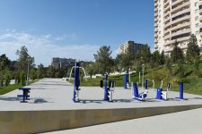 Ilham Aliyev views newly built park in Yasamal district  (PHOTO)