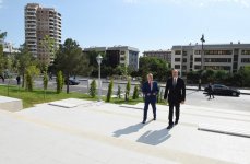 Ilham Aliyev views newly built park in Yasamal district  (PHOTO)