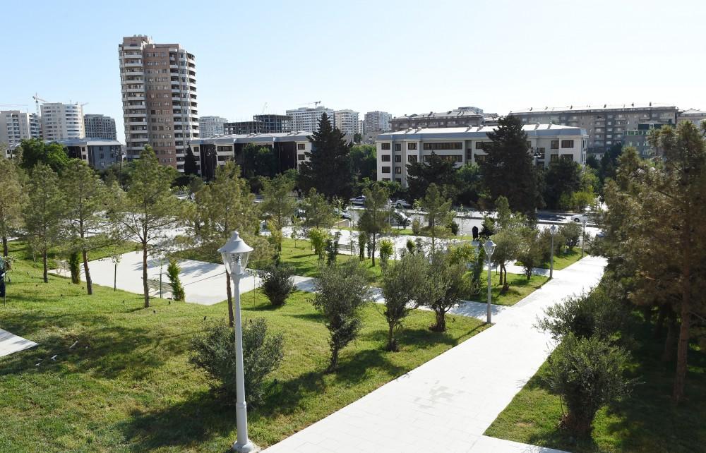 Ilham Aliyev views newly built park in Yasamal district  (PHOTO)
