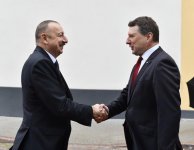 Official welcome ceremony held for Ilham Aliyev in Riga (PHOTO)