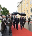 Official welcome ceremony held for Ilham Aliyev in Riga (PHOTO)