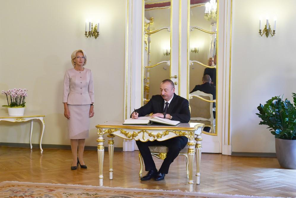 Ilham Aliyev meets speaker of Latvian parliament (PHOTO)