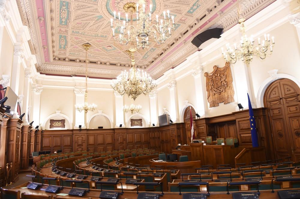 Ilham Aliyev meets speaker of Latvian parliament (PHOTO)