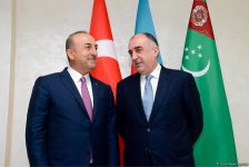 Azerbaijani, Turkmen, Turkish FMs mull preparation for summit of presidents (PHOTO)