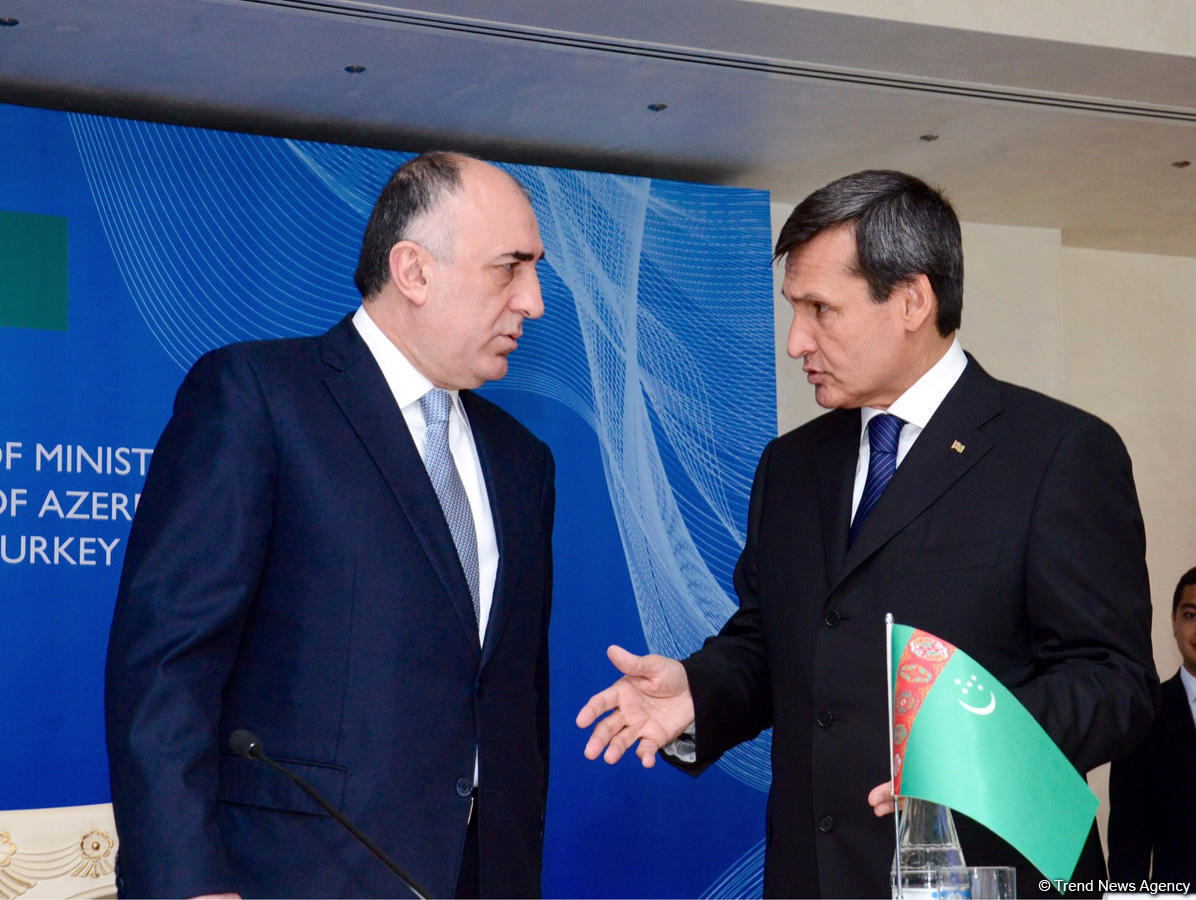 Azerbaijani, Turkmen, Turkish FMs mull preparation for summit of presidents (PHOTO)