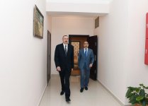 Ilham Aliyev attends ceremony to give out apartments to journalists  (PHOTO)