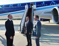 Ilham Aliyev arrives in Russia for working visit