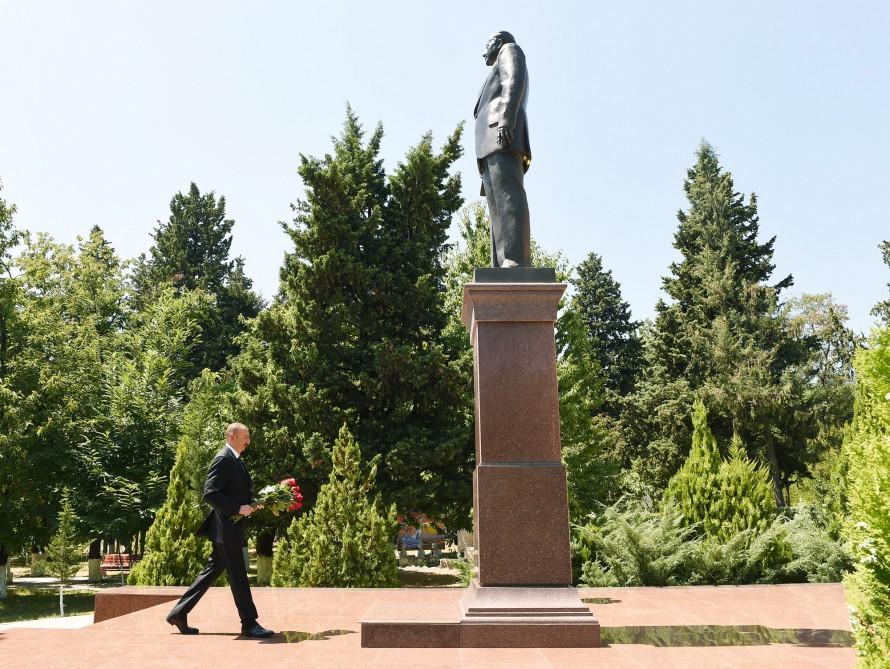 Ilham Aliyev arrives in Zagatala district (PHOTO)