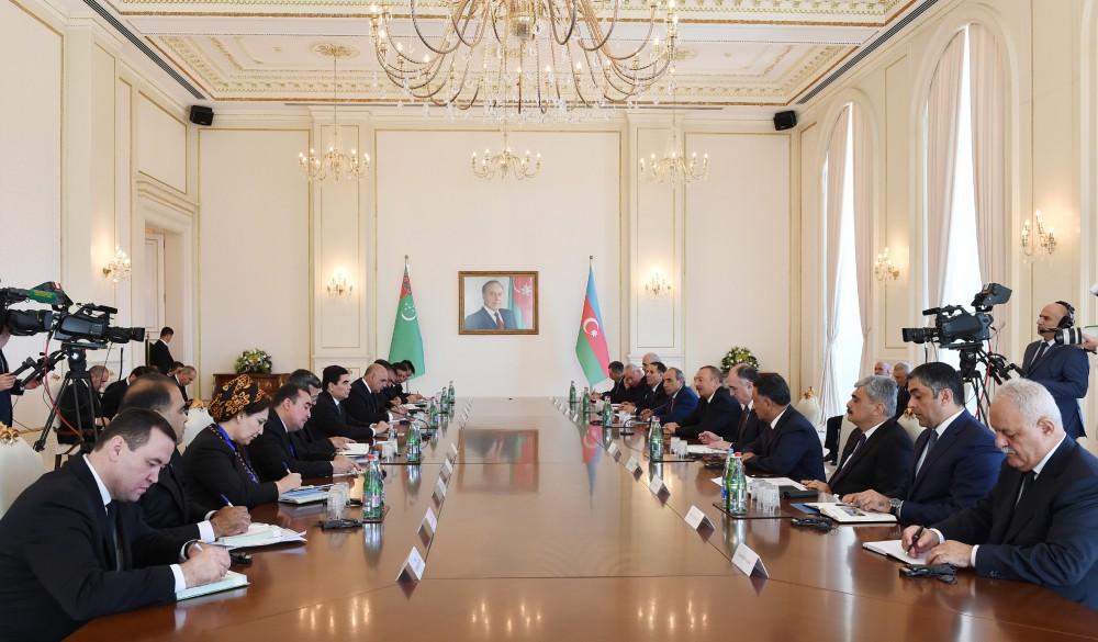 Ilham Aliyev: Developing Azerbaijan-Turkmenistan ties is in best interests of two peoples