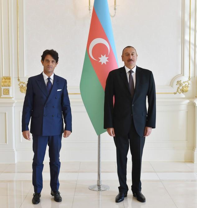 Ilham Aliyev receives credentials of new Italian ambassador (PHOTO)