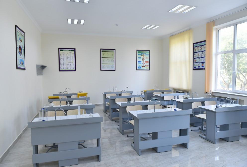 Ilham Aliyev observes school in Baku after major overhaul (PHOTO)