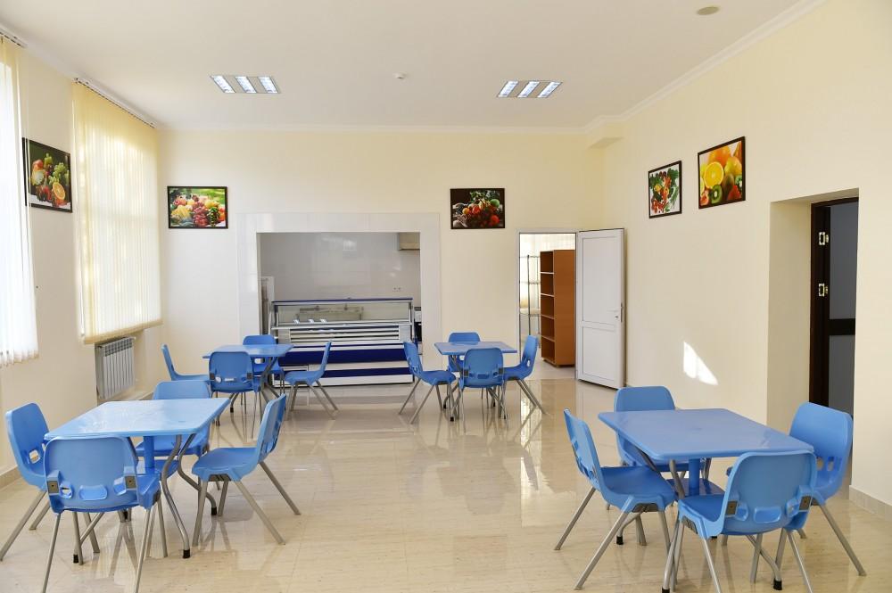 Ilham Aliyev observes school in Baku after major overhaul (PHOTO)