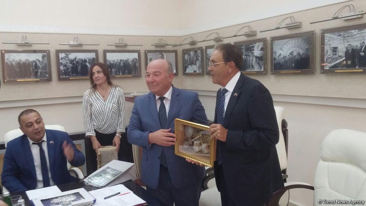Azerbaijan’s Shamakhi, Israel’s Tirat Carmel become twin cities (PHOTO)