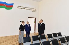 Ilham Aliyev views overhauled school in Baku’s Sabayil District  (PHOTO)