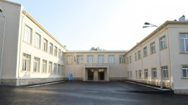 Ilham Aliyev views overhauled school in Baku’s Sabayil District  (PHOTO)