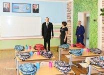 Ilham Aliyev views newly-renovated secondary school in Sabail district (PHOTO)