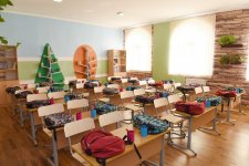 Ilham Aliyev views newly-renovated secondary school in Sabail district (PHOTO)