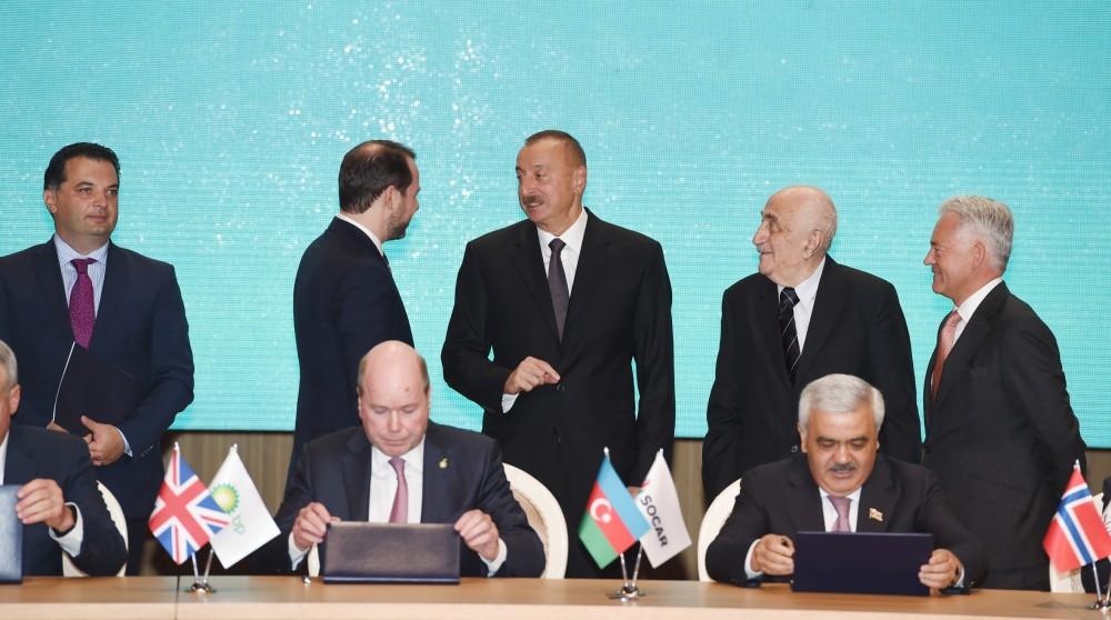 Ilham Aliyev with spouse attend signing ceremony of new ACG contract (PHOTO)