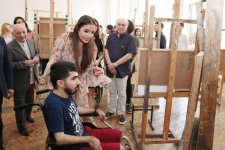 Vice-president of Heydar Aliyev Foundation Leyla Aliyeva visits State Academy of Fine Arts (PHOTO)