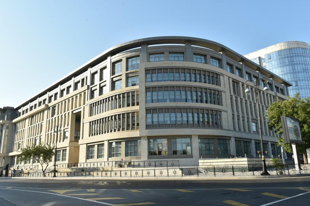 Ilham Aliyev with spouse inaugurate new building of school-lyceum in Baku (PHOTO)