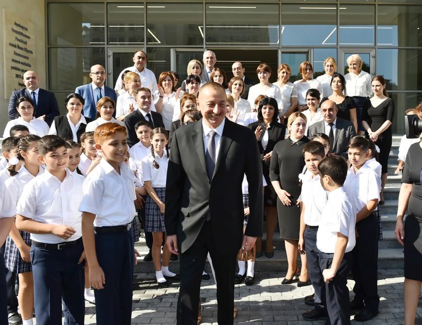 Ilham Aliyev with spouse inaugurate new building of school-lyceum in Baku (PHOTO)