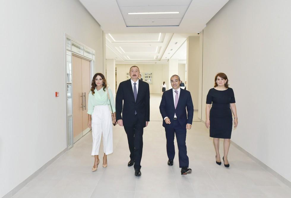 Ilham Aliyev with spouse inaugurate new building of school-lyceum in Baku (PHOTO)