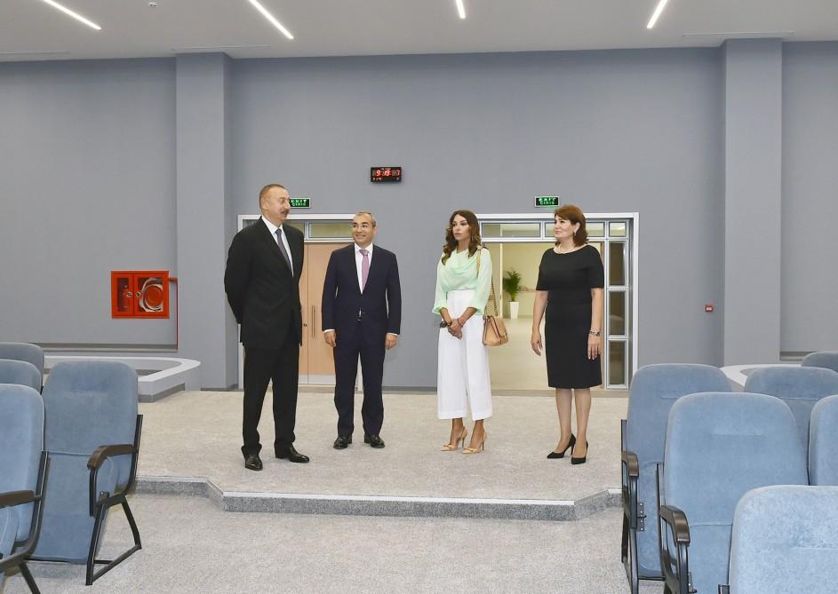 Ilham Aliyev with spouse inaugurate new building of school-lyceum in Baku (PHOTO)