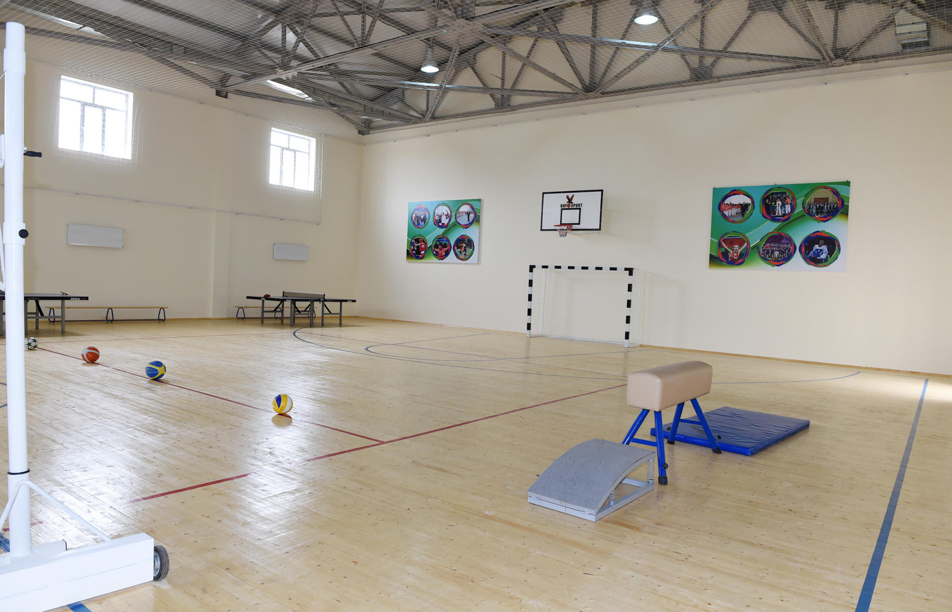 President Ilham Aliyev inaugurates new building of Salyan city secondary school No 2 (PHOTO)