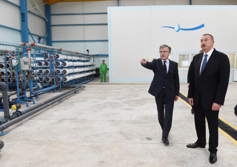 President Ilham Aliyev visits seawater desalination complex in Salyan (PHOTO)