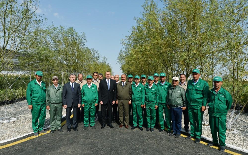 President Ilham Aliyev visits seawater desalination complex in Salyan (PHOTO)