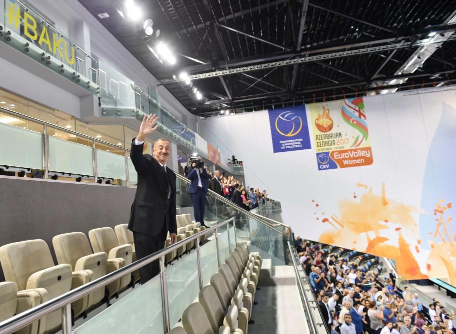 Ilham Aliyev watched Azerbaijan-Germany volleyball match (PHOTO)