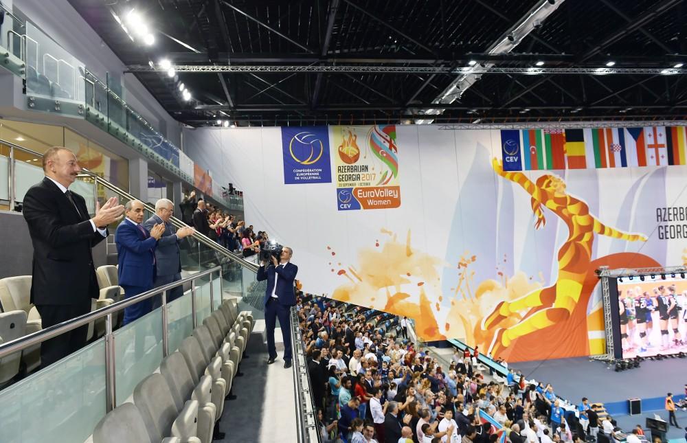 Ilham Aliyev watched Azerbaijan-Germany volleyball match (PHOTO)