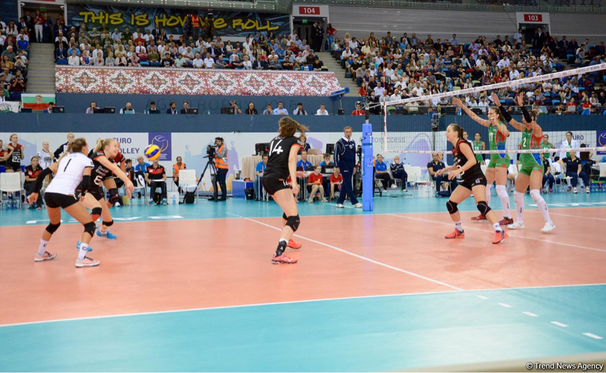 Azerbaijani women’s volleyball team makes it to CEV championship quarterfinals (PHOTO)