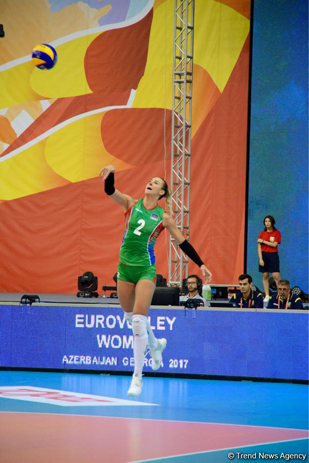 Azerbaijani women’s volleyball team makes it to CEV championship quarterfinals (PHOTO)