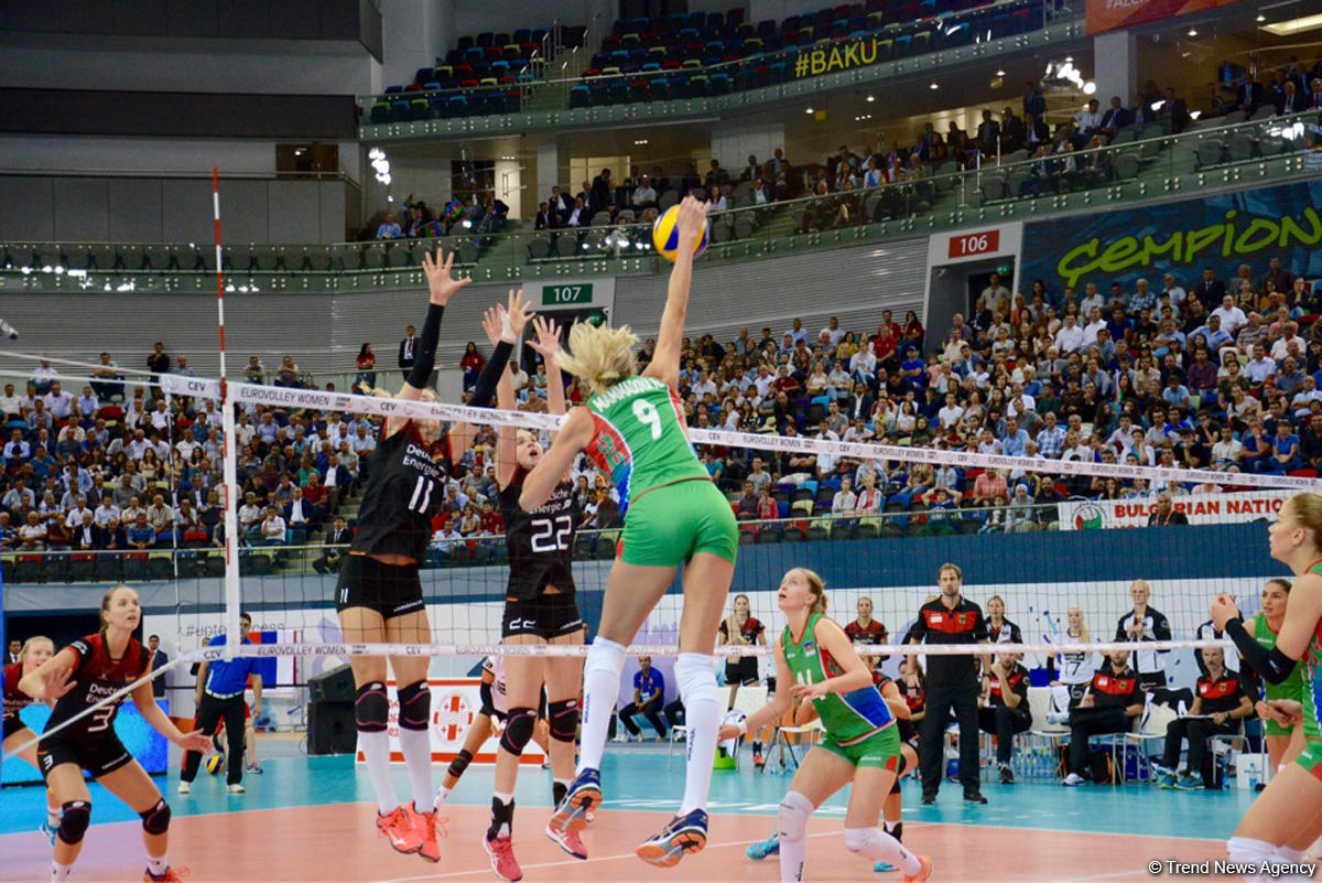 Azerbaijani women’s volleyball team makes it to CEV championship quarterfinals (PHOTO)