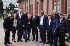 Ilham Aliyev receives participants of WBC 55th Annual Convention (PHOTO)