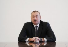 Ilham Aliyev meets Azerbaijani national women’s volleyball team (PHOTO)